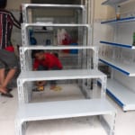 Kệ sắt v lỗ bậc thang